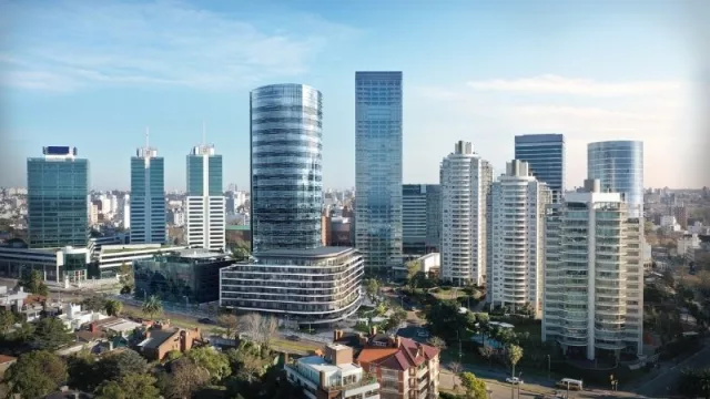 El Cosmos está sobre el cielo del barrio Buceo (y vale US$ 220 millones)