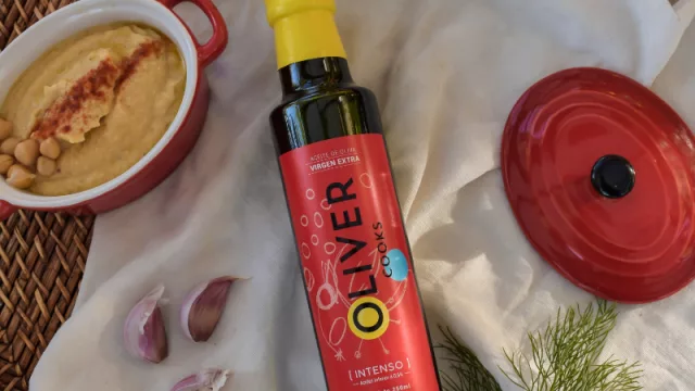 Oliver Cooks agasajó a mujeres mendocinas en su día