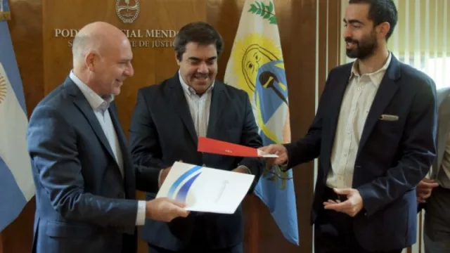 ATM y la Suprema Corte de Justicia firmaron un convenio de innovación tecnológica