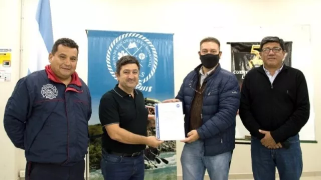 Los Bomberos Voluntarios de Luján de Cuyo rectificaron las normas IRAM