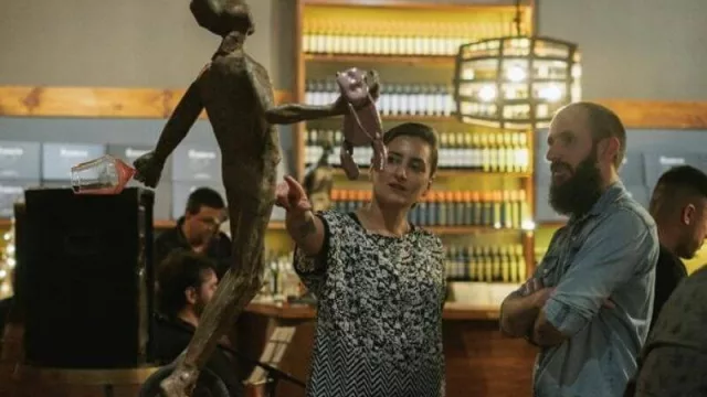 Bodega Atilio Avena abrió sus puertas al turismo en su tradicional casa de Russell