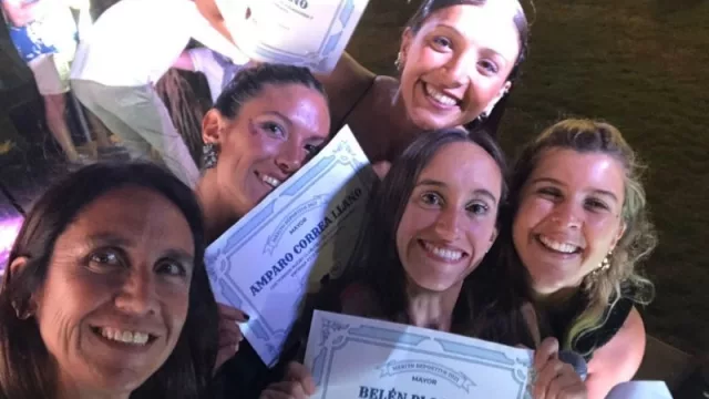 Las jugadoras que integraron el seleccionado mayor de hockey.
