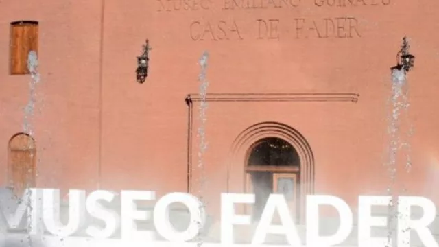 Flor de Navidad en el Fader, la edición despedida de 2021
