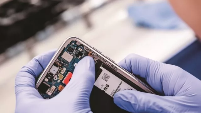 El Gobierno condiciona a Mirgor para aprobarle la compra de otro fabricante de celulares