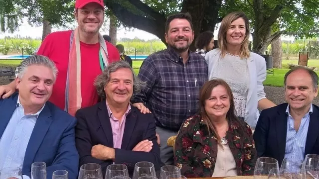 Gran almuerzo de anadas en Bianchi 