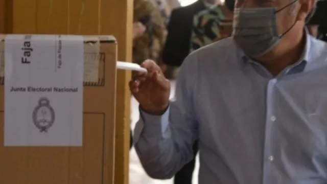 Aplastante triunfo del oficialismo provincial (48% de Cambia Mendoza ante el 25% de Frente de Todos)