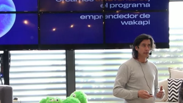 Emprende day, el evento para emprendedores (casos de éxito, fuentes de financiamiento e interacción)