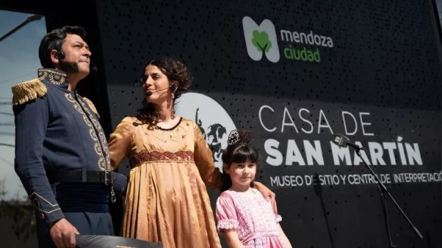 La Ciudad homenajeó al General San Martín 