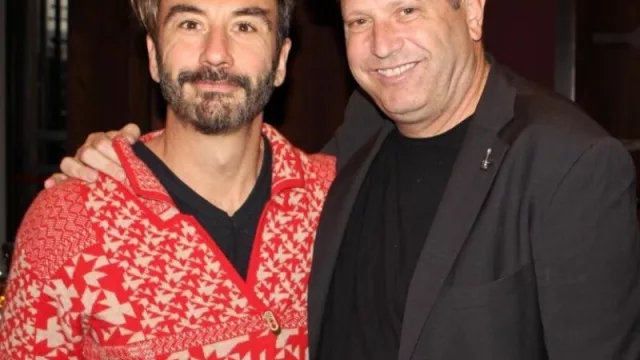 Degollando espumantes con famosos 