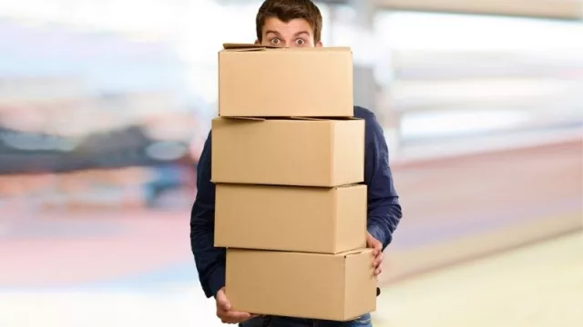 Un nuevo courier entra al mercado (sale a la calle PedidosYa Envíos)