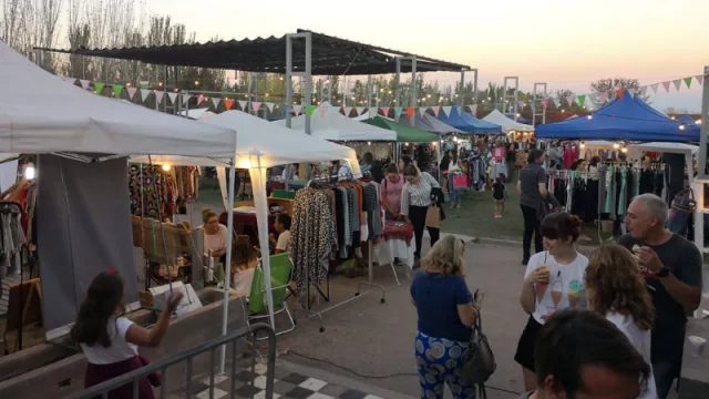 Flor de Feria llega con toda su impronta a Chacras de Coria