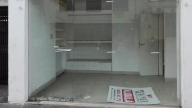 Sorprende la cantidad de locales comerciales que cerraron en la capital tucumana