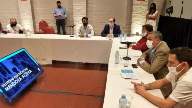 Mendoza apuesta a la tecnología: ahora fomenta el uso de las billeteras electrónicas en el sector turístico