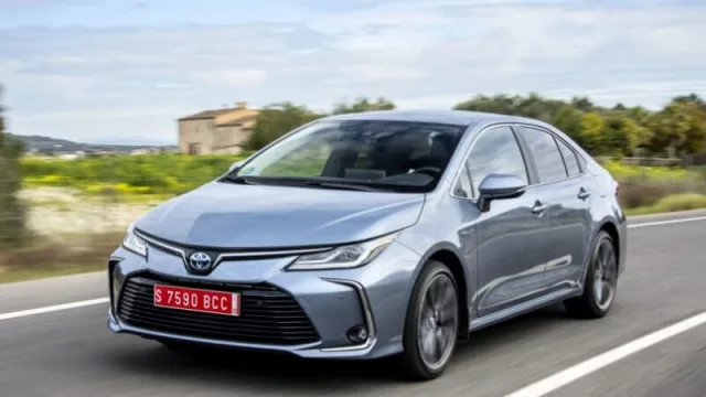 En 2020 se patentaron 2.383 vehículos híbridos y eléctricos en Argentina (1 de cada 3 fue un Toyota Corolla)
