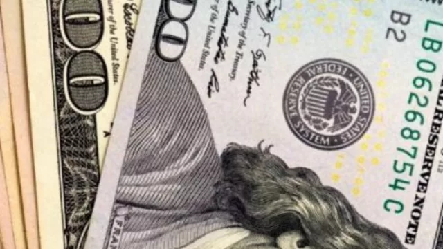 El dólar blue empezó el año en baja tras amagar con un avance de $3