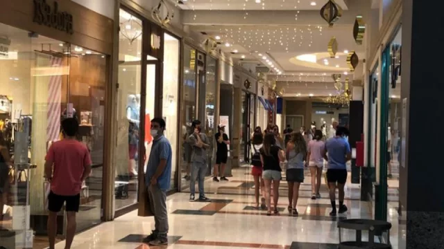 Todos los descuentos con tarjetas bancarias para aprovechar en Palmares en tiempos de Fiestas de Fin de año (horarios ampliados y promociones)