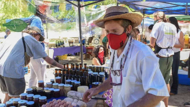 Ciudad de Mendoza impulsa un mercado itinerante de la economía social que recorrerá toda la capital
