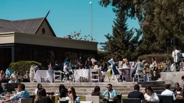 Hartos de la pandemia muchos salones de eventos de transformaron en restaurantes: las tentativas propuestas de El Casco y Divina Marga