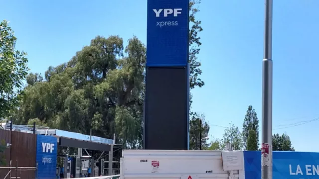 Se supo: la YPF que abre en diciembre en Carrodilla será la más moderna y sustentable de la Argentina, bajo el concepto de máxima eficiencia