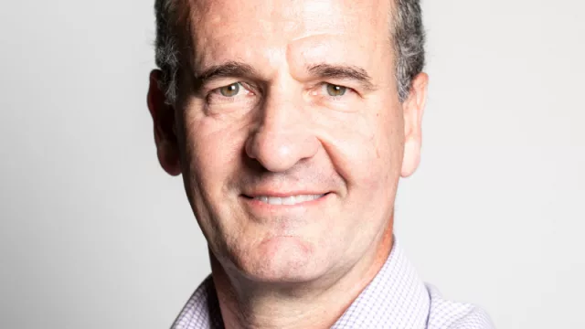 El CEO de Santander Argentina ofreció sus puntos de vista para hacer crecer el ahorro