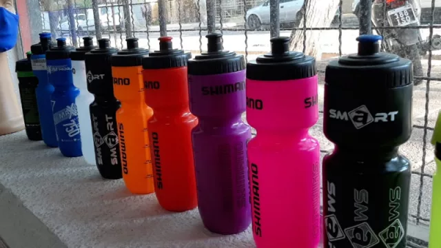 Tendencias: presentan en Mendoza los últimos productos de hidratación (chalecos, mochilas y caramañolas) para running y Trail