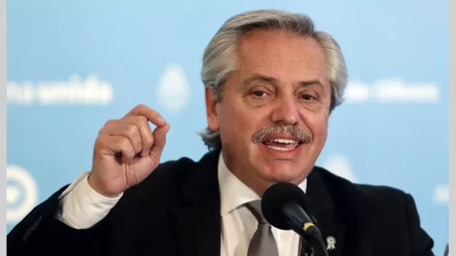 Dos de cada tres pesos en gastos por la pandemia fueron a contener la crisis social en lugar de equipar al sistema de salud