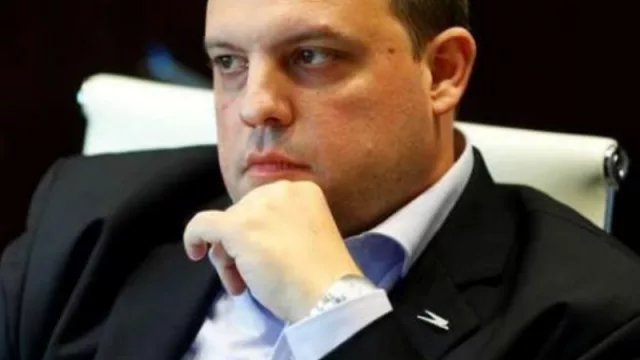 Pablo Biró le dio en bandeja a Ceriani lo que le negó siempre a Isella y sucesores: la fusión AR-AU