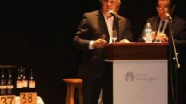 Solidaridad en botella: llega una nueva edición de la Subasta Solidaria de Vinos