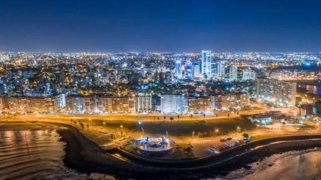 Todo lo que hay que saber sobre Montevideo (el turismo en descubrimontevideo.uy)