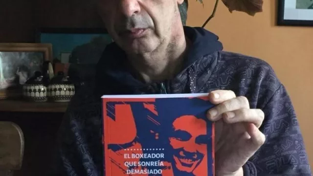 Emprendedores de las letras: Rolando López, el magistral escritor mendocino que también cuenta historias en libros para particulares y empresas