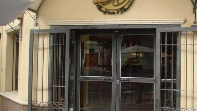 La pandemia también se llevó a la cafetería La Nueva Tucumán, un entrañable espacio barrial concurrido por muchos políticos (incluso gobernadores)