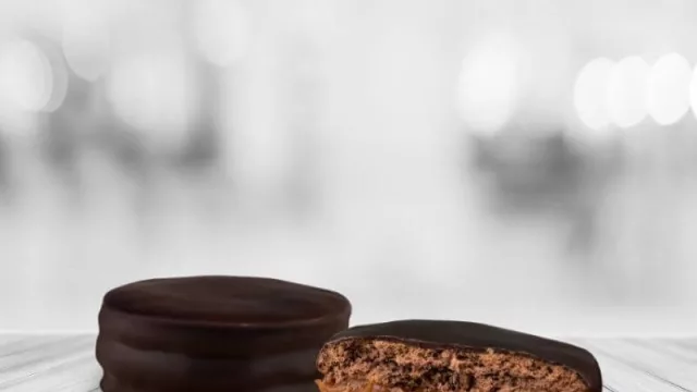 Mendoza, tierra de los buenos alfajores: las dos fábricas reconocidas a nivel nacional (Entre Dos y Chocolezza) se reinventan en pandemia con nuevas aperturas y unidades de negocios