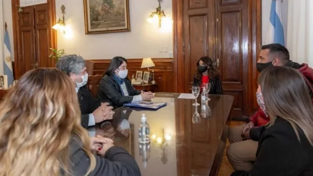Trabajadores de cantinas, librerías y kioscos tucumanos buscan asistencia 