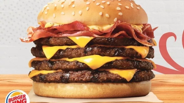 Burger King celebra su primera “Stacker Week” (toda una semana de hamburguesas a mitad de precio para ayudar al Banco de Alimentos)