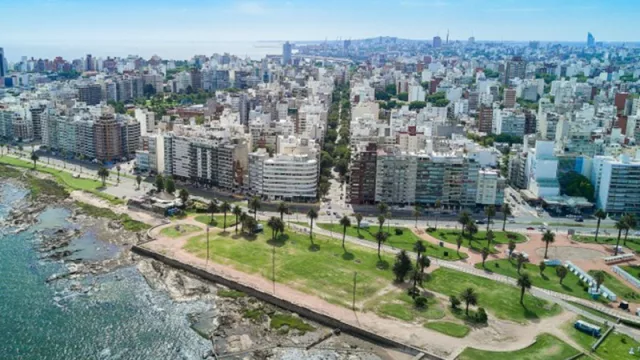 Más de 200 empresas argentinas de tecnología e importación buscan radicarse en Uruguay