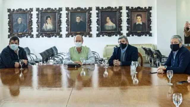 Empresarios dieron su respaldo a Suárez para que avance la obra de Portezuelo del Viento