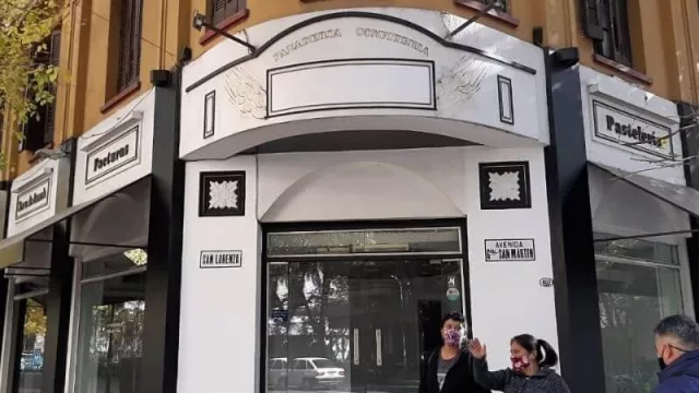 Sentimientos encontrados: mientras hoy abren cafés y restaurantes en Mendoza, otros cerraron para siempre (casos emblemáticos como la confitería Dunken)