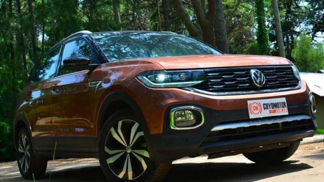 Doble test drive Cuyomotor al VW T-Cross tope de gama