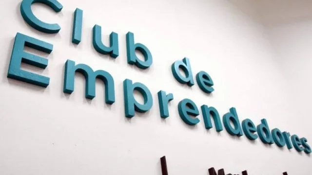 Charla online para emprender: ¿cómo autogerenciarme sin salir de casa?