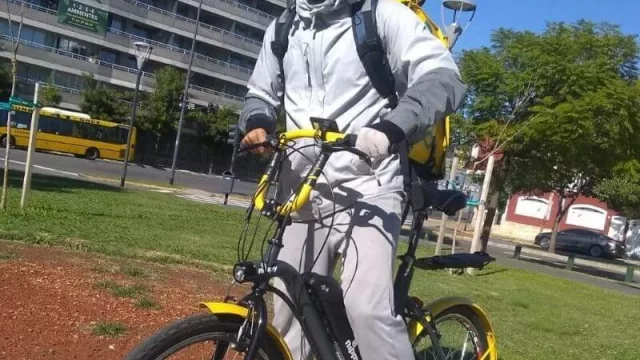 Acciones de Nippy junto a Glovo en la Provincia para asistir a 500 repartidores con kits de protección