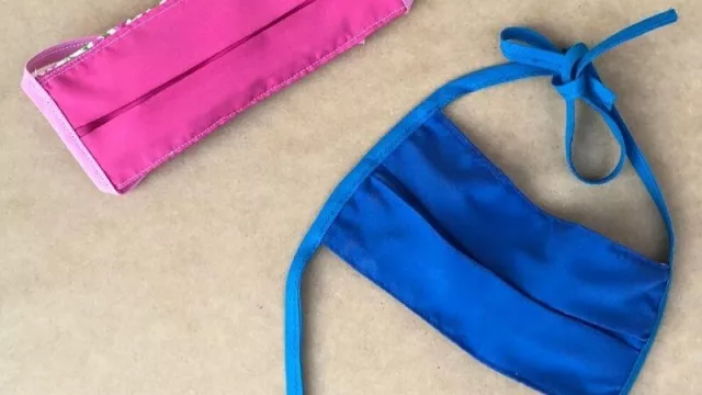 Tapabocas obligatorios en Mendoza: emprendedores que los producen para empresas o para todo público (tres casos con alcance diferente) 