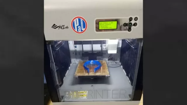 Los “Makers” con sus impresoras 3D contra el COVID-19