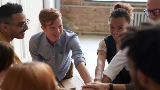 El 46% de las empresas tiene dificultades para encontrar los perfiles jóvenes que requiere