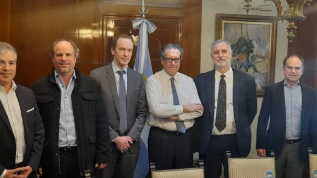 Bodegas de Argentina se reunió con el Banco Central por pagos al exterior