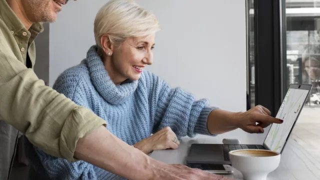 Grandes Líderes: el ciclo de formación para personas mayores en la Ciudad