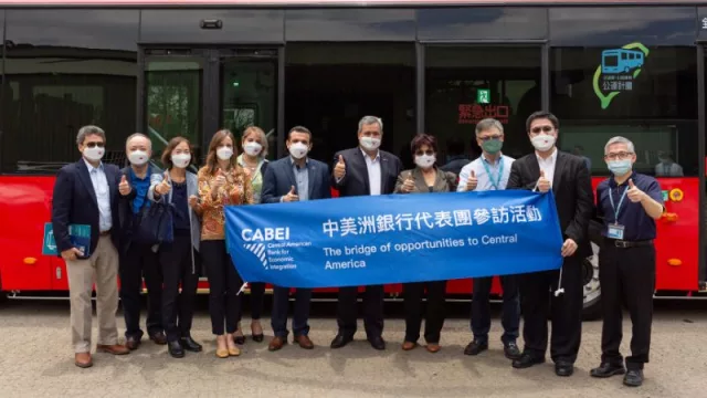 El BCIE quiere impulsar la electromovilidad en sus países miembros