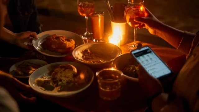 Bodegas de Argentina, Uber y reconocidos chefs se unen para concientizar en el día del consumo responsable