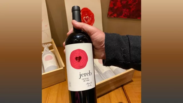Jereb, vino de artista
