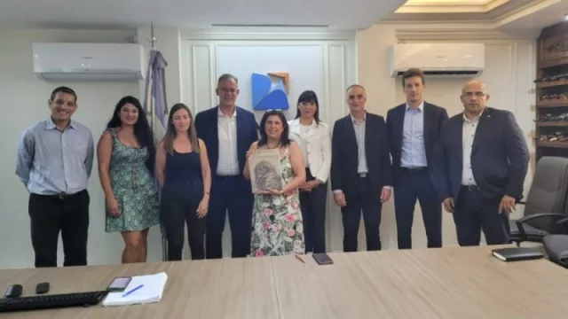 Eslovenia recibe el apoyo de ProMendoza para unirse a la FEM y la UCIM