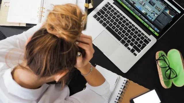 El síndrome de burnout: agotamiento, estrés, falta de energía y fin de año